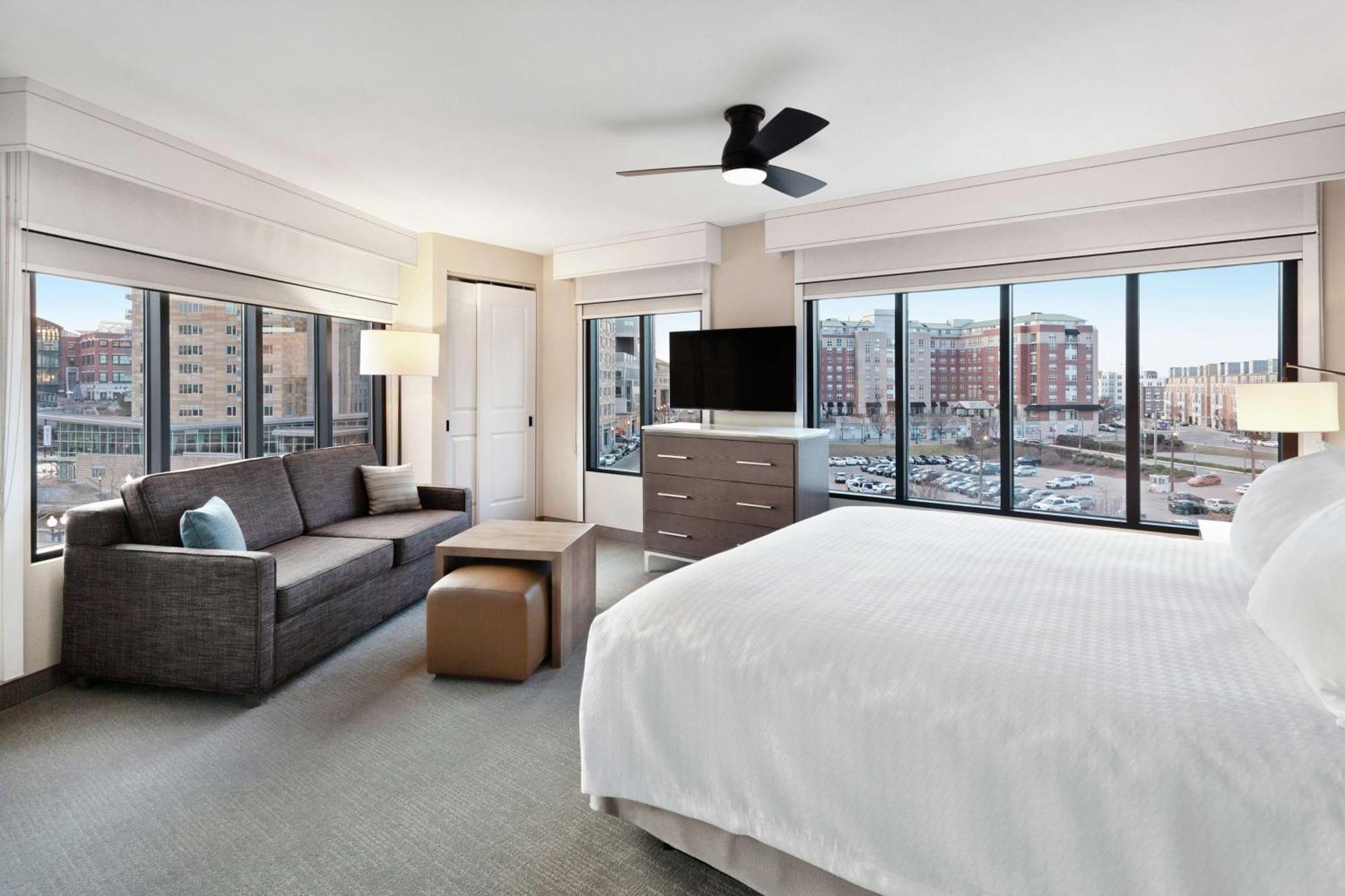 โฮมวูด สวีท บาย ฮิลตัน โพรวิเดนซ์ ดาวน์ทาวน์ Hotel ภายนอก รูปภาพ